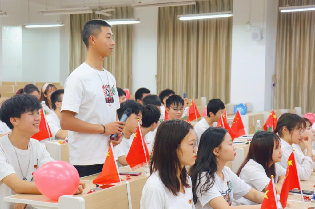 土木与建筑工程学院2019级工程管理班自律主题班会